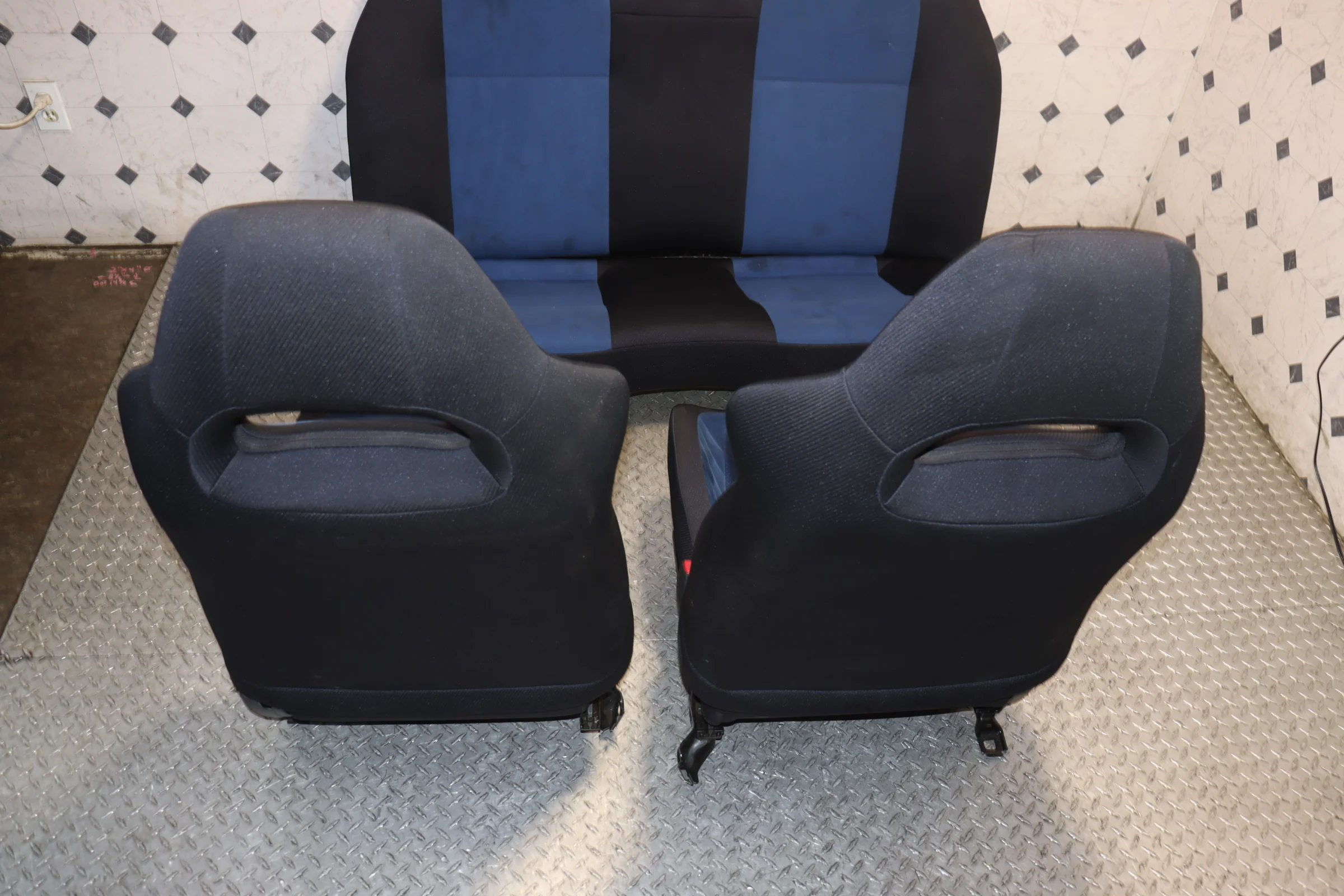 2002 2003 2004 2005 2006 2007 Subaru Impreza WRX STI V7 Front & Rear OEM Seats Set JDM - Image 6