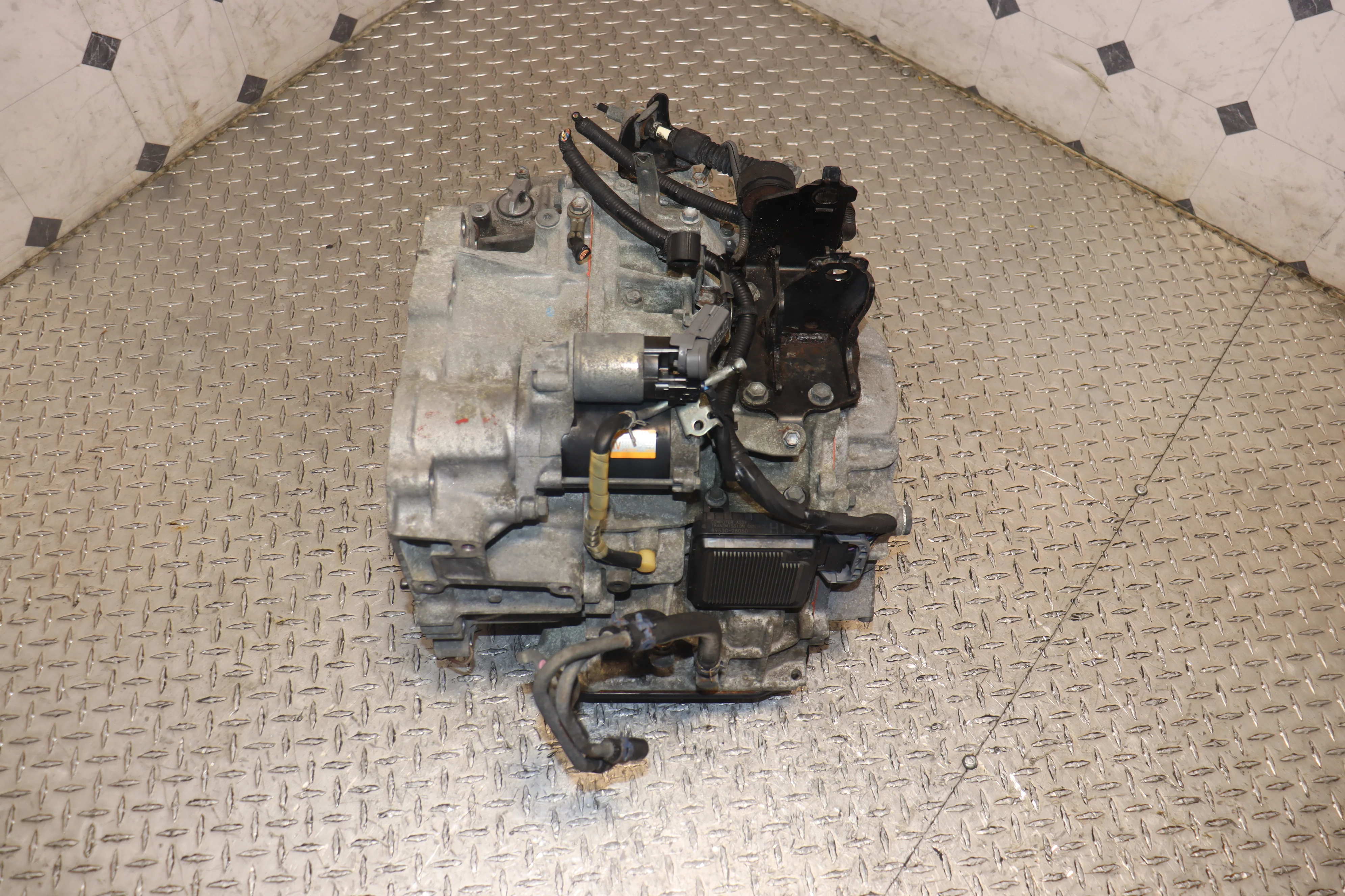 2007-2012 Toyota Lexus 3.5L 2GR-FE FWD Automatic Transmission U660E OEM - Image 3