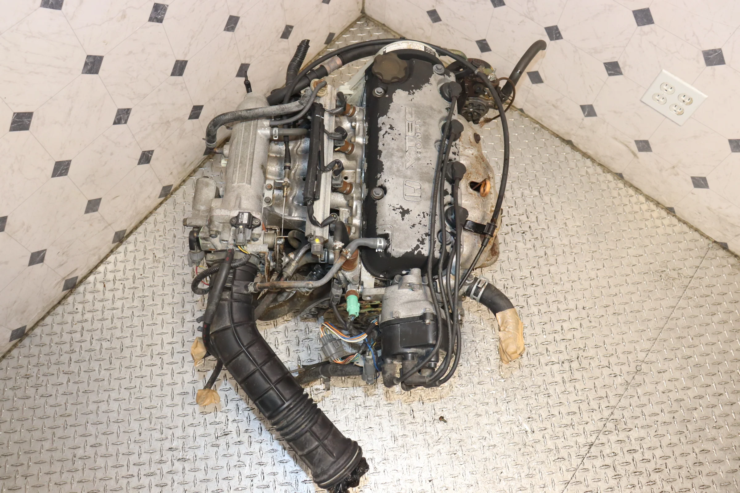 1996 1997 1998 1999 2000 Honda Civic 1.5L SOHC Single VTEC Engine JDM D15B OEM - Image 11