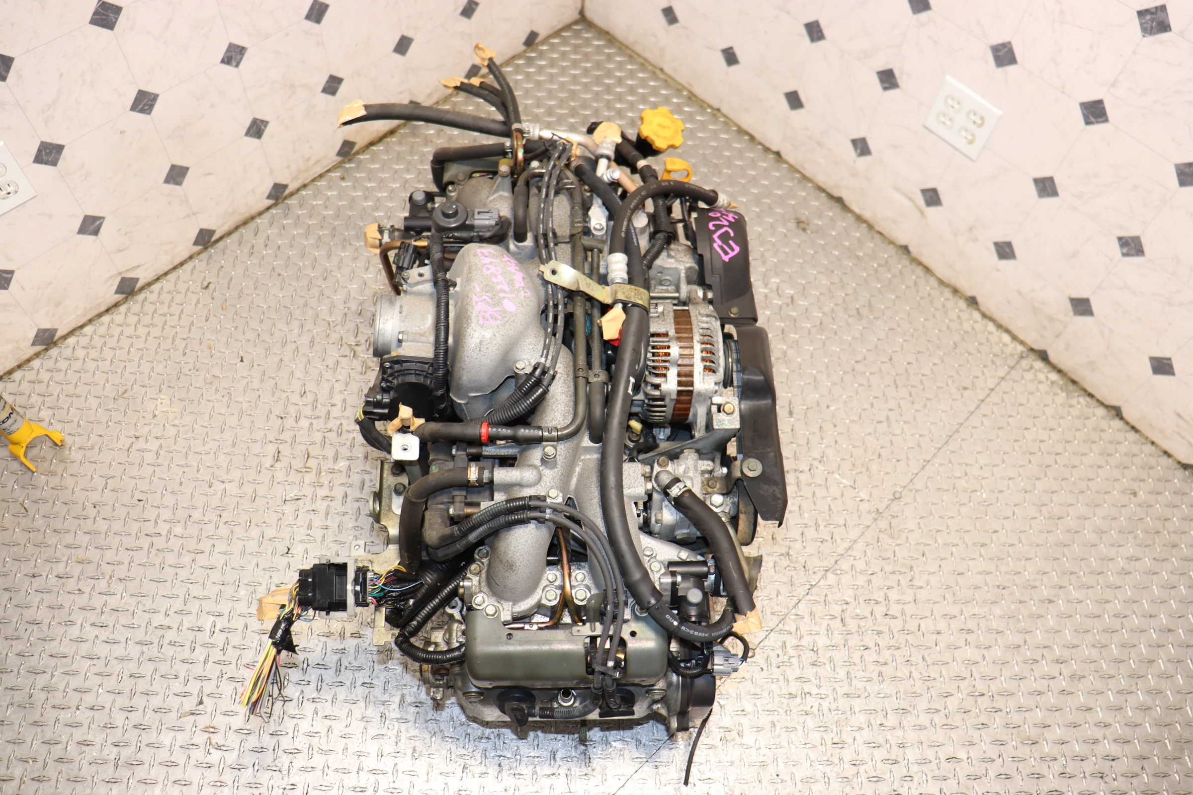 1999-2005 Subaru Legacy EJ20 JDM Engine | 2.0L SOHC Flat 4-Cylinder Boxer Motor - Image 10