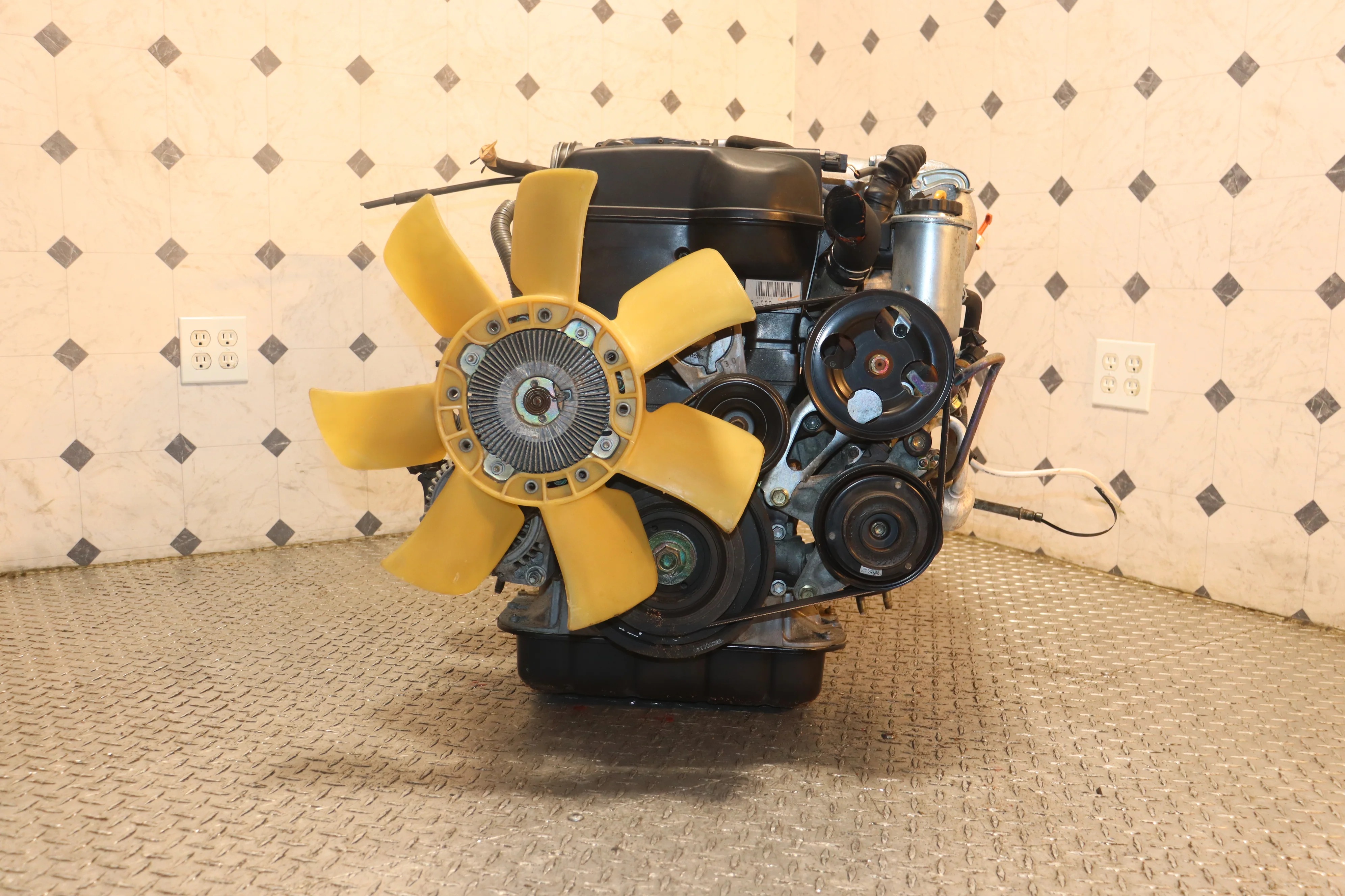 1998 1999 2000 2001 2002 2003 2004 2005 Lexus GS300 3.0L Inline-6 DOHC Non-Turbo VVTi Engine JDM 2JZ-GE - Image 3