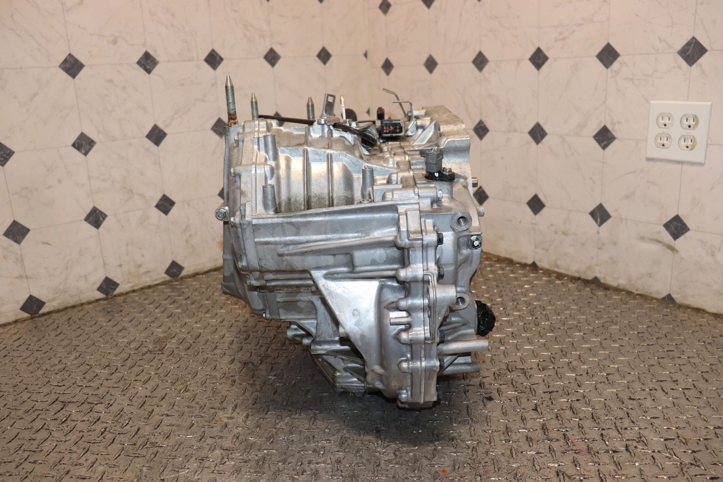 2013 2014 2015 2016 2017 Honda Accord 2.4L 4 Cylinder Automatic CVT Transmission JDM K24W OEM - Image 3