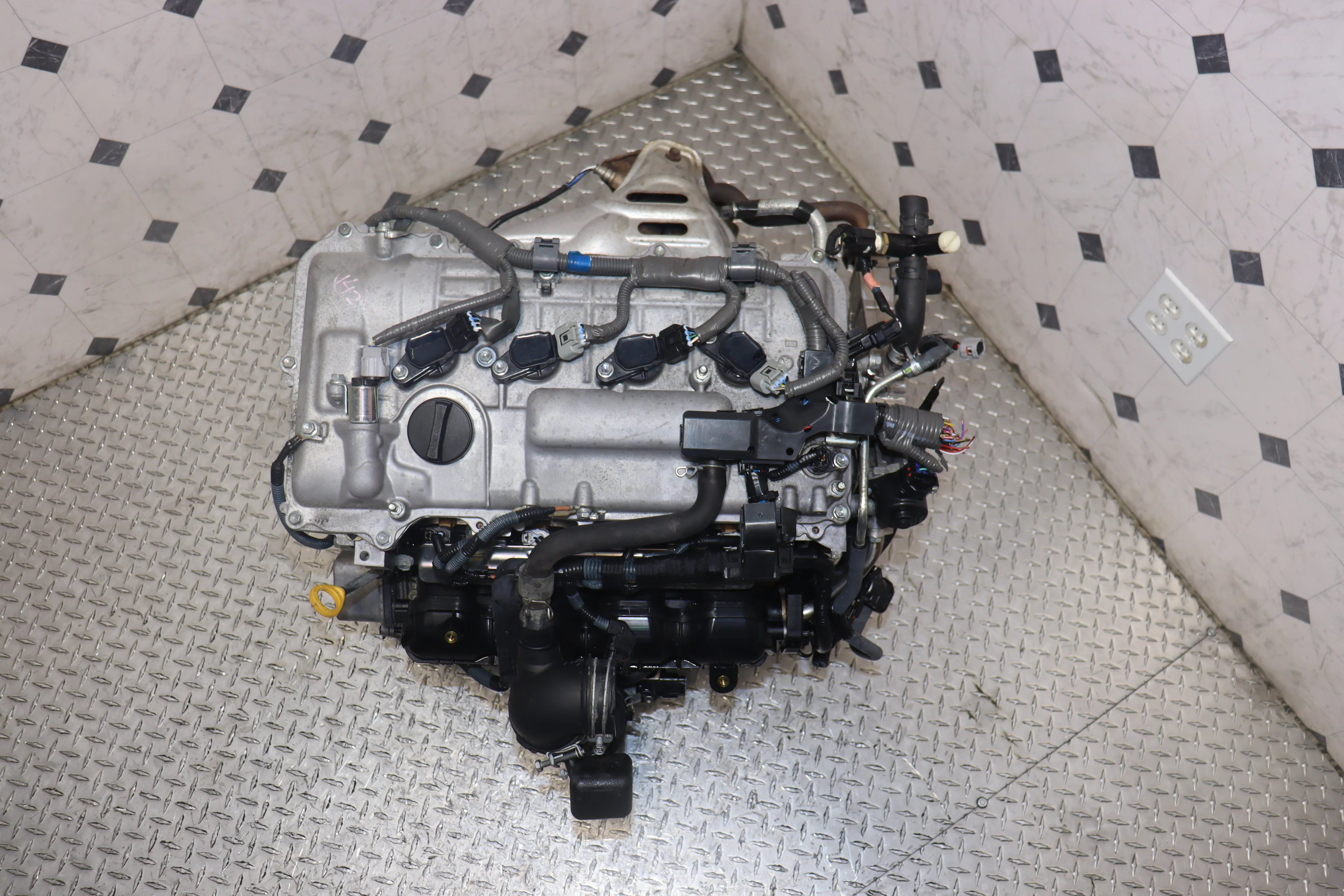 2011 2012 2013 2014 2015 2016 2017 Lexus CT200h 1.8L DOHC Hybrid Engine JDM 2ZR-FXE - Image 4