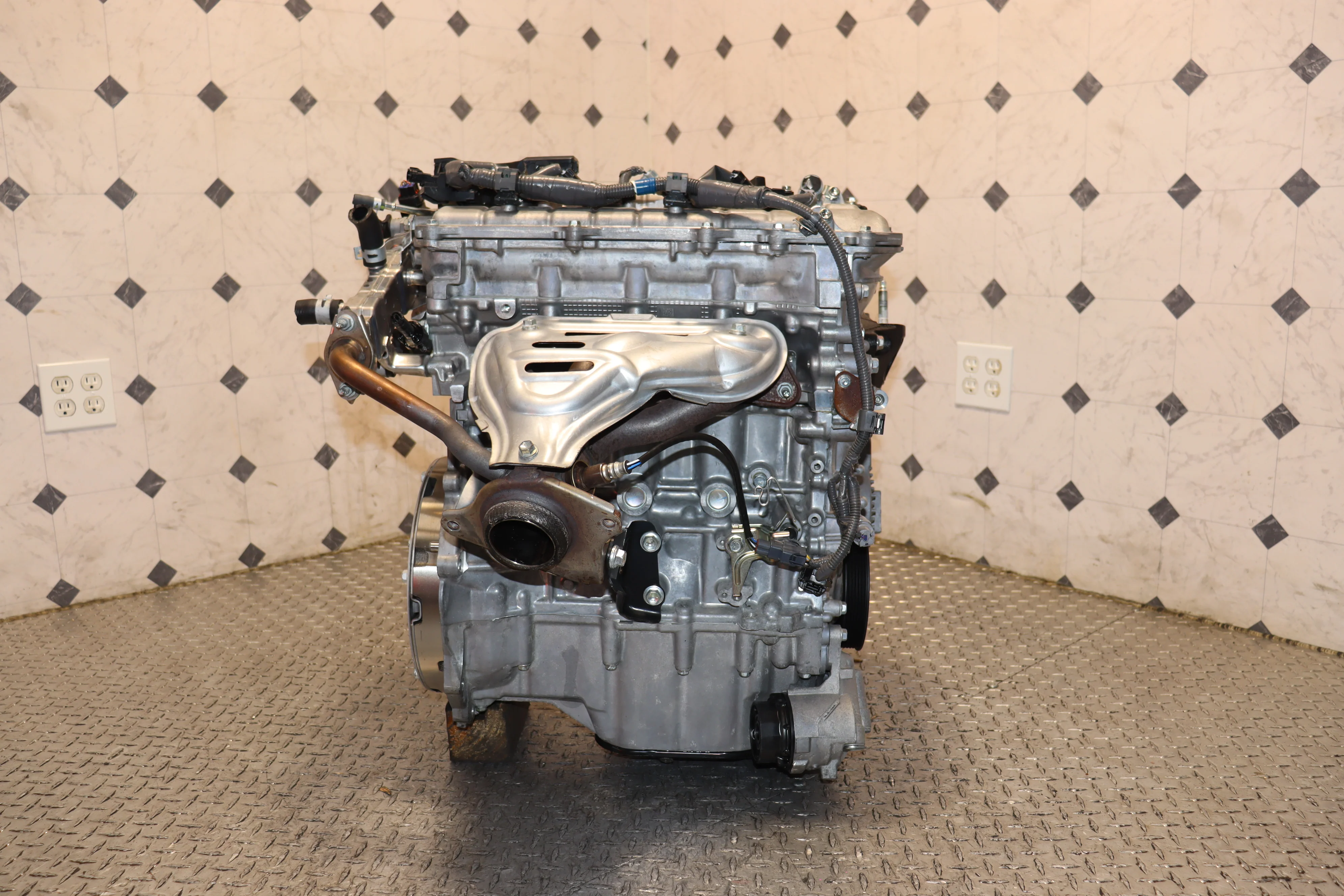 2010 2011 2012 2013 2014 2015 Toyota Prius 1.8L DOHC Hybrid Engine JDM 2ZR-FXE 3rd Gen - Image 6