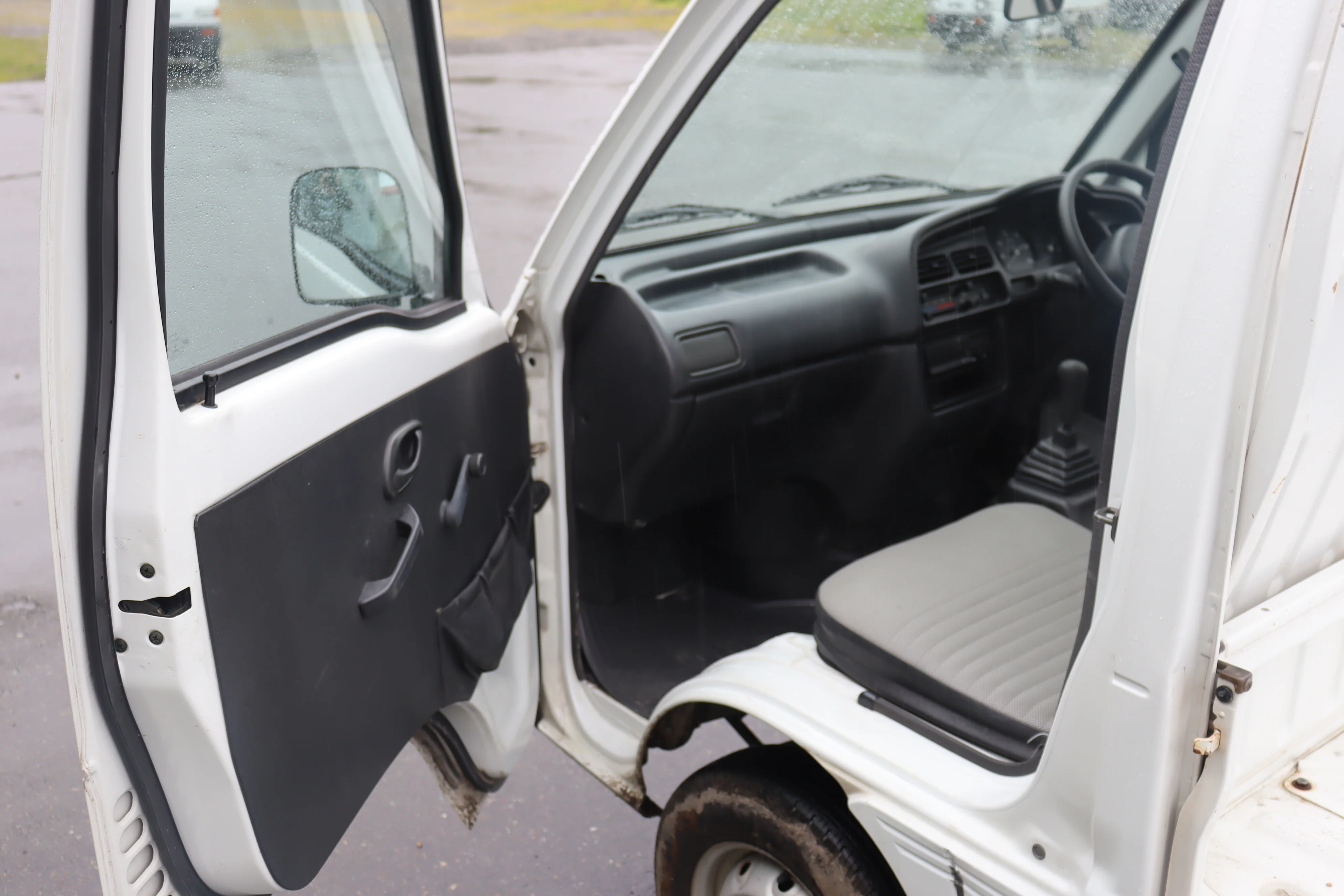 1996 Suzuki Carry V-DD51T Kei Truck 4WD JDM Mini Truck - Image 10