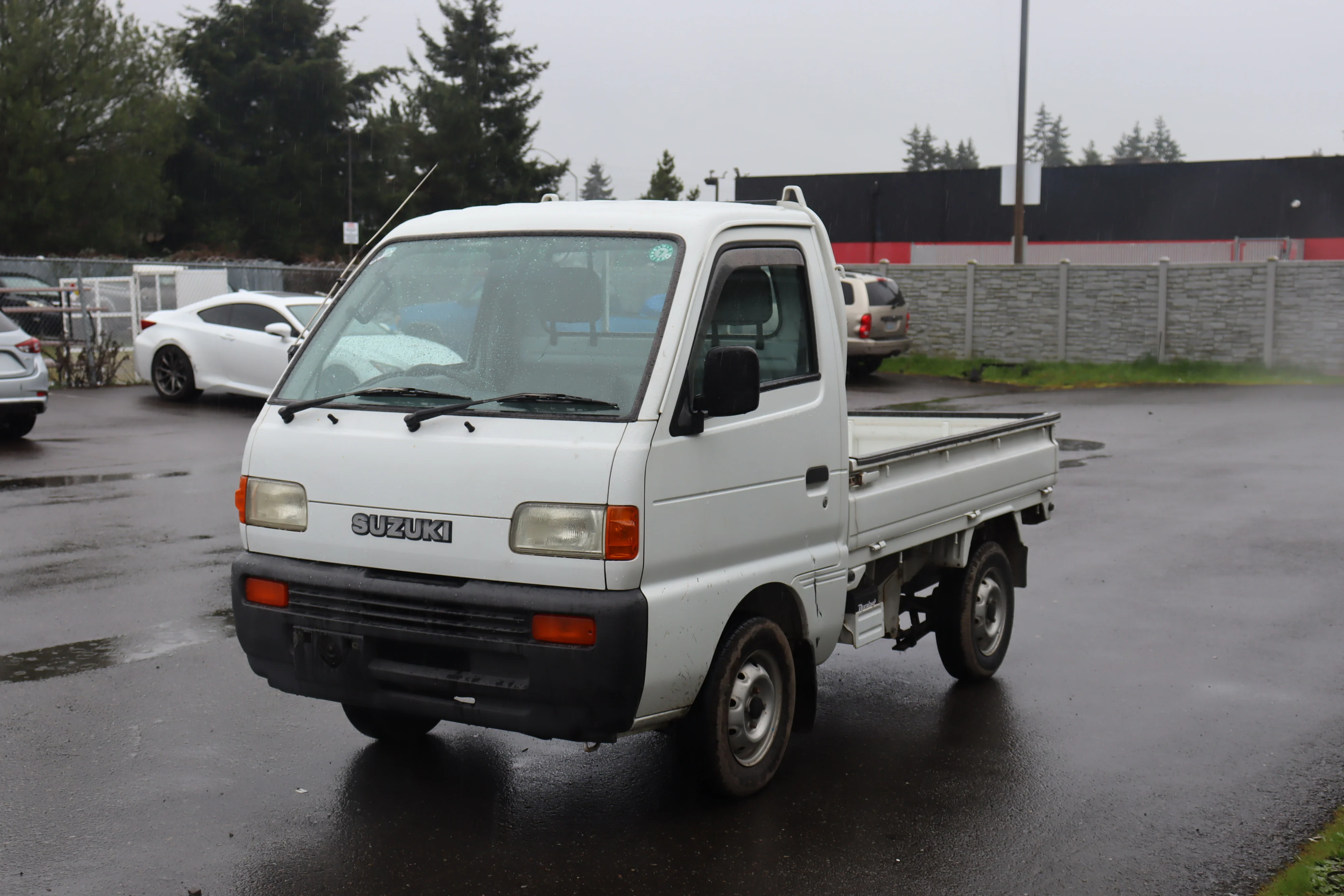 1996 Suzuki Carry V-DD51T Kei Truck 4WD JDM Mini Truck - Image 4