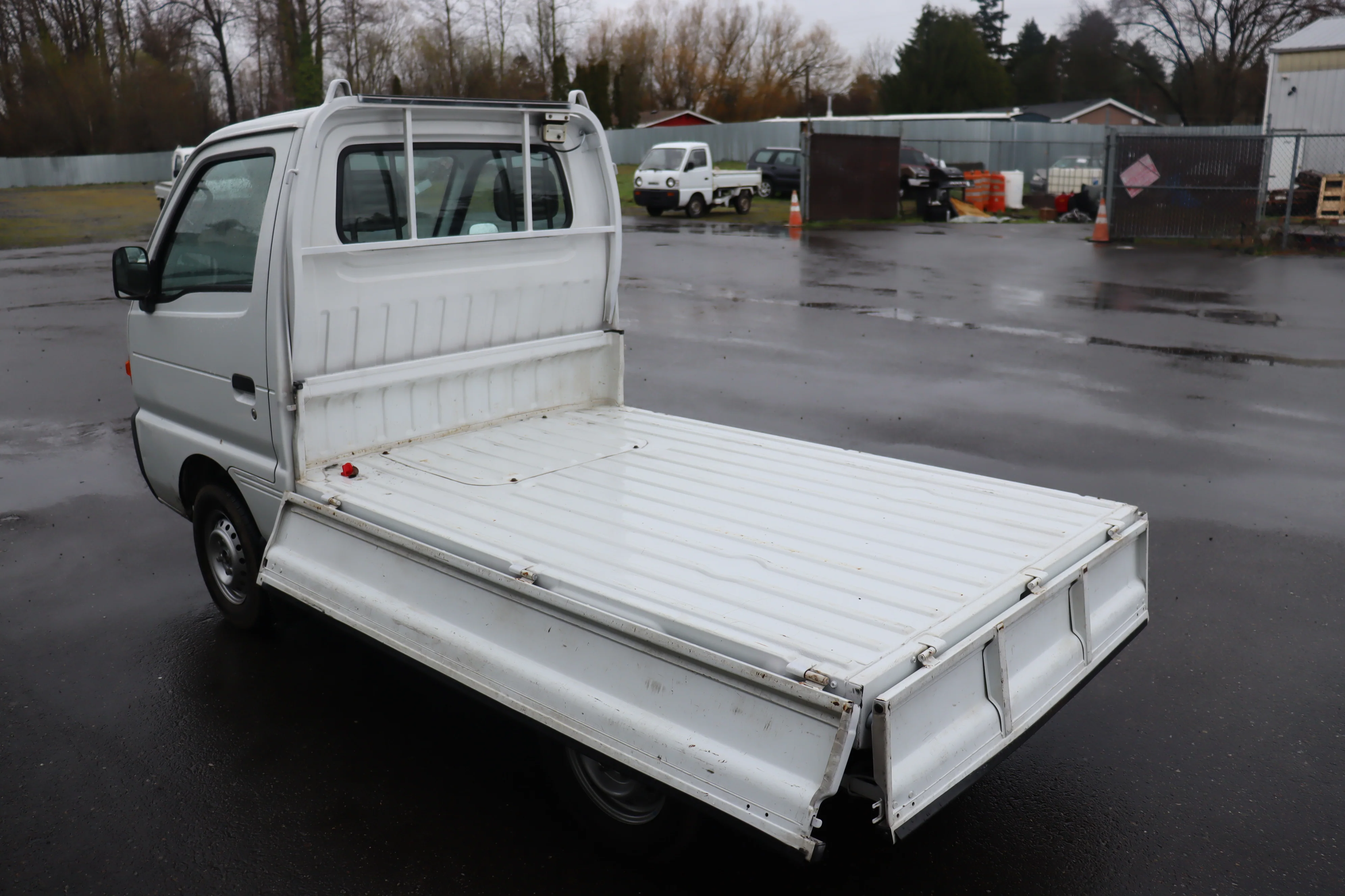 JDM 1998 SUZUKI CARRY KEI TRUCK V-DD51T 4WD - Image 10