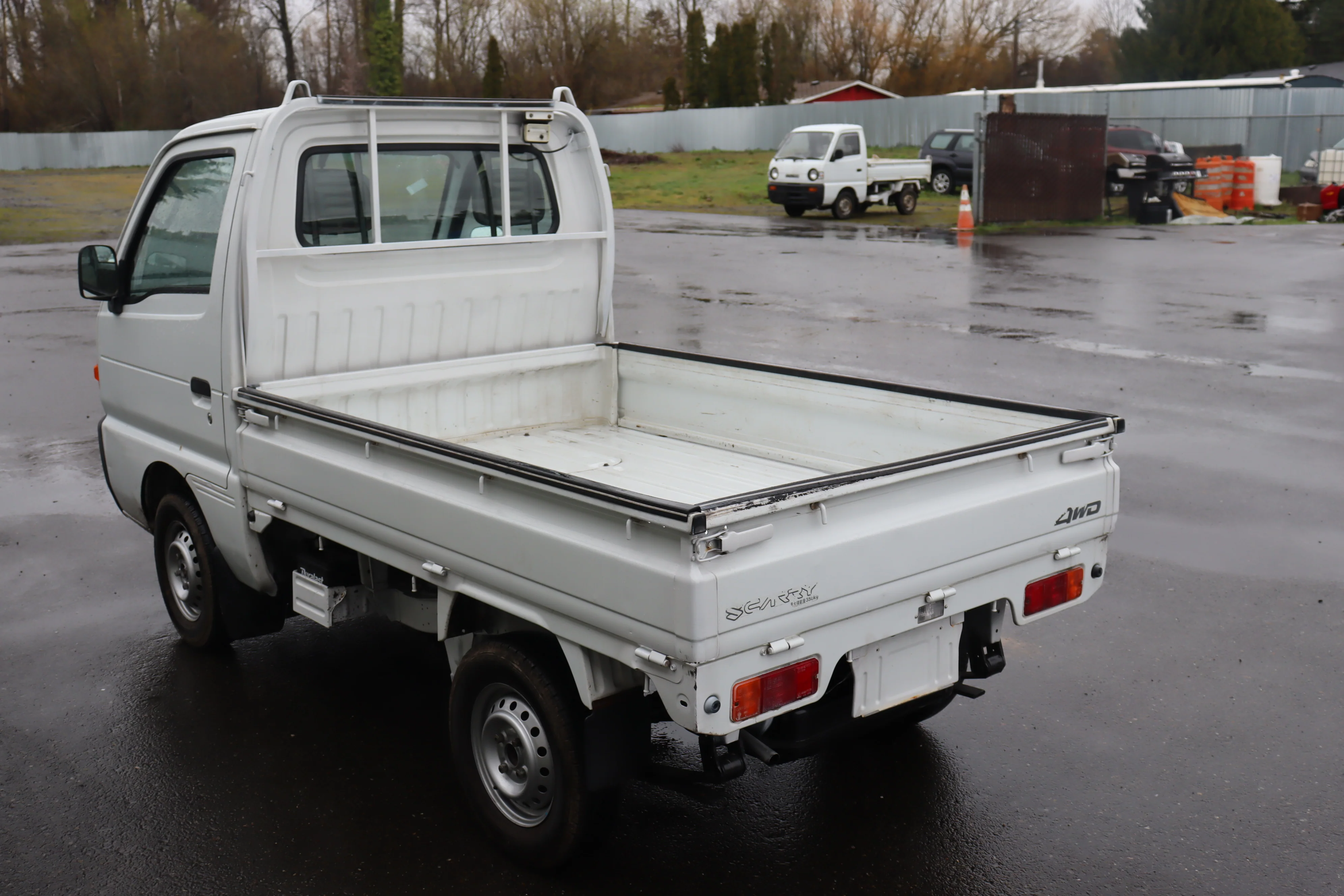 JDM 1998 SUZUKI CARRY KEI TRUCK V-DD51T 4WD - Image 6