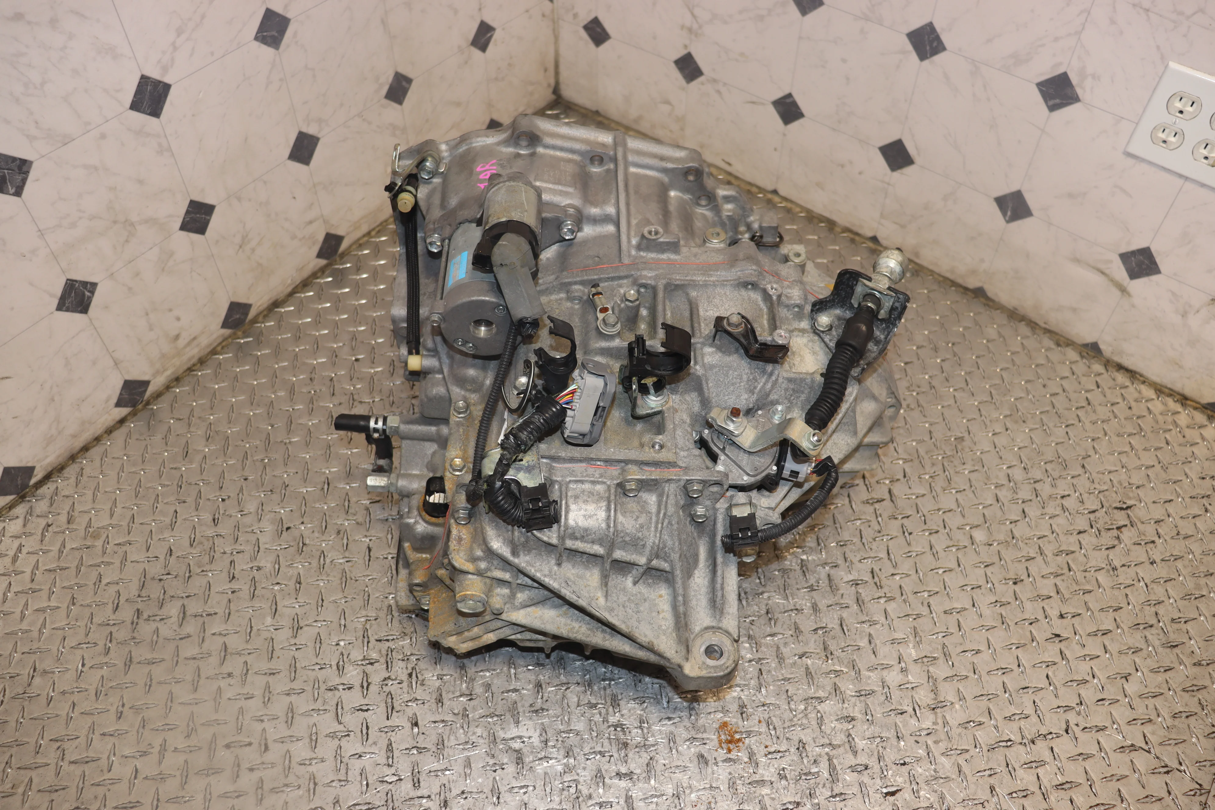 2009 2010 2011 2012 2013 2014 2015 2016 Toyota Highlander Venza 2.7L FWD Automatic Transmission JDM 1AR-FE - Image 5