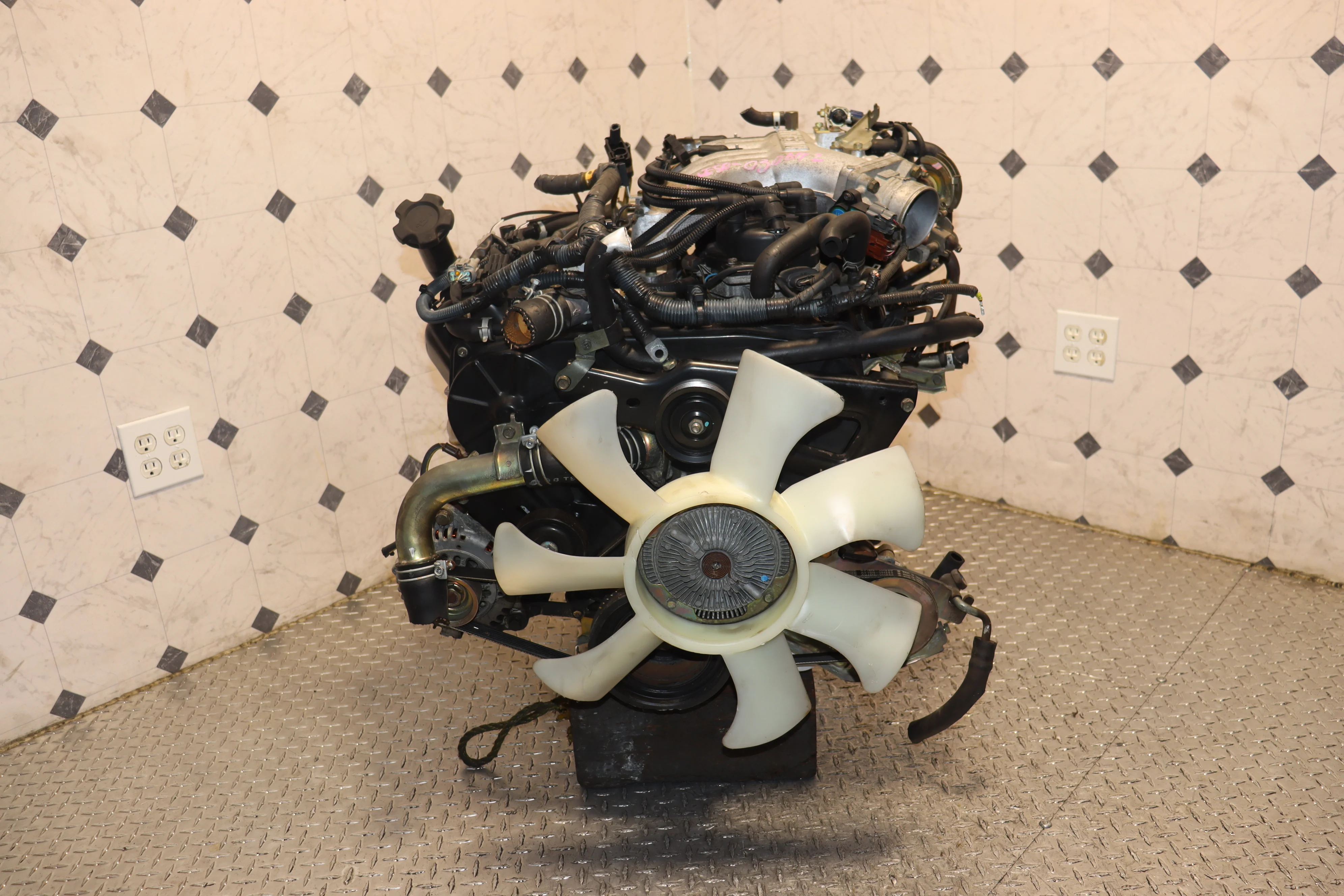 1996 1997 1998 1999 2000 2001 2002 2003 2004 Nissan Frontier Xterra Pathfinder Infiniti QX4 3.3L V6 Engine JDM VG33E - Image 15
